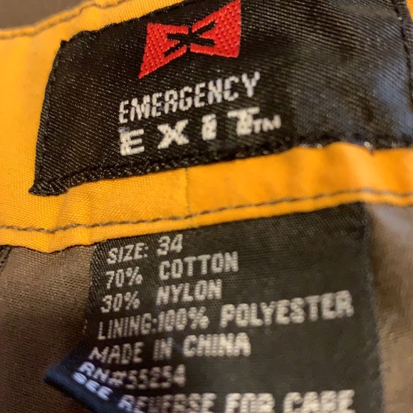 emergency exit cargo shorts size 34” - Picture 8 of 8